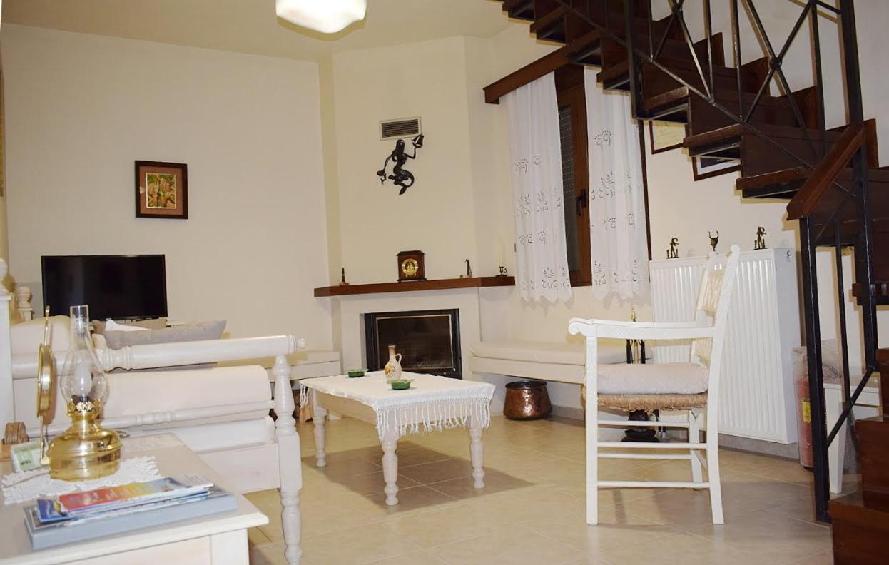Villa Helidoni Pondikiana Luaran gambar